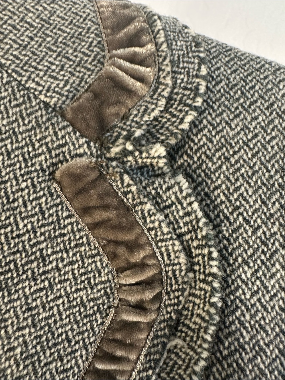 Banana Republic Gray Tweed Velvet-Trim Blazer - Picture 7 of 11